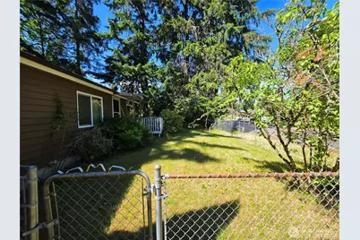 3591 Pine Road, Bremerton, WA 98310 - Photo 14