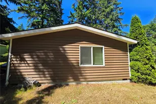 3591 Pine Rd, Bremerton, WA 98310 - Photo 2