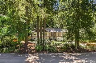 2119 Sahalee Dr W, Sammamish, WA 98074 - Photo 36