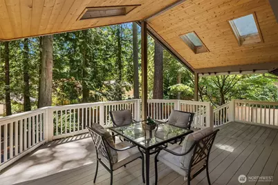 2119 Sahalee Drive W, Sammamish, WA 98074 - Photo 16
