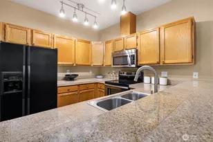 5400 Harbour Pointe Blvd, Mukilteo, WA 98275 - Photo 6