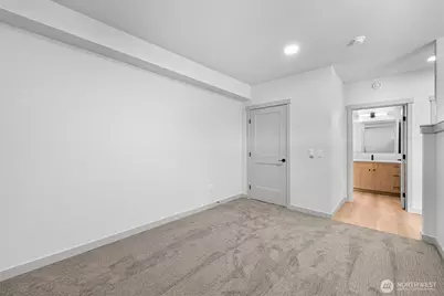 820 N State Street #606, Bellingham, WA 98225 - Photo 16