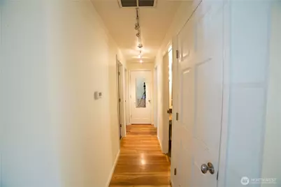 2500 167th Place NE, Bellevue, WA 98008 - Photo 4