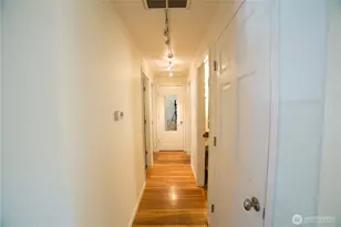 2500 167th Pl NE, Bellevue, WA 98008 - Photo 4
