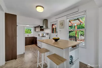 1232 SW Othello Street, Seattle, WA 98106 - Photo 8