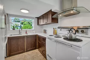 1232 SW Othello St, Seattle, WA 98106 - Photo 10