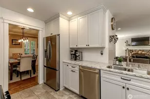 17122 45th St E, Bonney Lake, WA 98391 - Photo 12