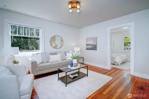 19 Dravus St, Seattle, WA 98109 - Photo 2