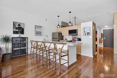 2717 Western Avenue #5002, Seattle, WA 98121 - Photo 6