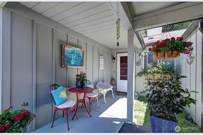 13117 NW 8th Avenue #B, Vancouver, WA 98685 - Photo 2