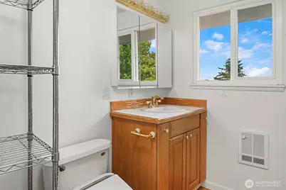 24029 24th Avenue S, Des Moines, WA 98198 - Photo 24