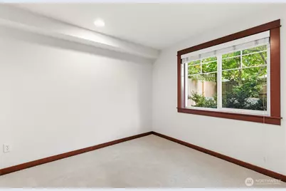 6526 34th Avenue NE #B, Seattle, WA 98115 - Photo 28