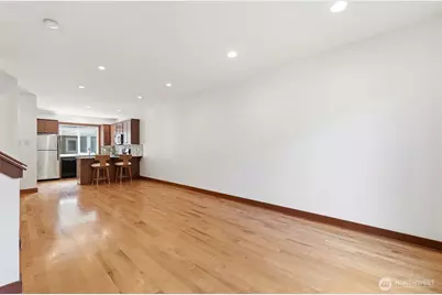 6526 34th Avenue NE #B, Seattle, WA 98115 - Photo 8