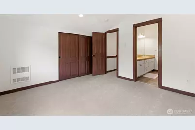 6526 34th Avenue NE #B, Seattle, WA 98115 - Photo 20