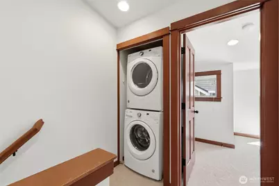 6526 34th Avenue NE #B, Seattle, WA 98115 - Photo 16