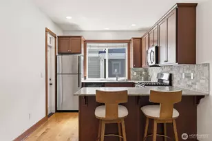6526 34th Ave NE, Seattle, WA 98115 - Photo 10