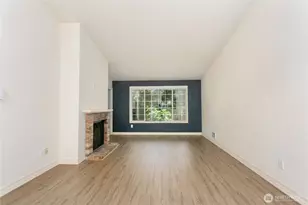 12385 SE 41st Ln, Bellevue, WA 98006 - Photo 4