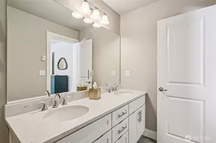 13149 E 188th Ave, Bonney Lake, WA 98391 - Photo 12
