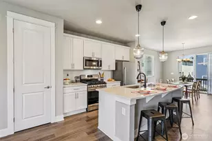13149 E 188th Ave, Bonney Lake, WA 98391 - Photo 4