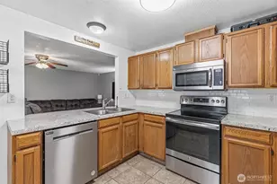 7001 NE 101st Ct, Vancouver, WA 98662 - Photo 10