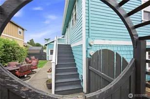 8903 3rd Ave NW, Seattle, WA 98117 - Photo 30