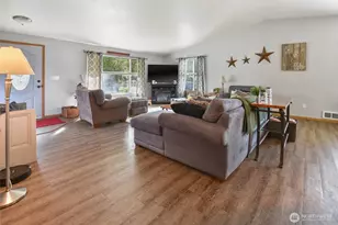 140 SE Foxglove Ave, Shelton, WA 98584 - Photo 14