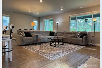 927 Vine Maple Street SE, Lacey, WA 98503 - Photo 2