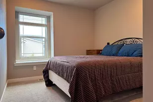 927 Vine Maple St SE, Lacey, WA 98503 - Photo 16