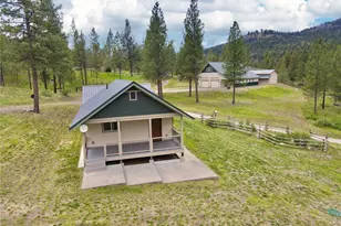 1942 Lyman Lake-Moses Meadows Rd, Tonasket, WA 98855 - Photo 2