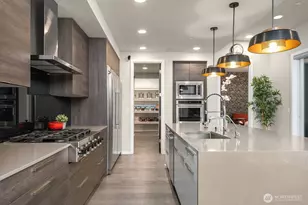 22222 SE 39th Pl, Sammamish, WA 98075 - Photo 12