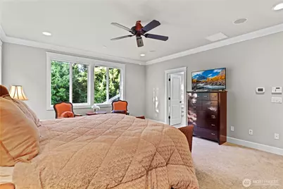 25122 NE 18th Street, Sammamish, WA 98074 - Photo 20