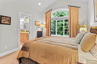 25122 NE 18th Street, Sammamish, WA 98074 - Photo 24