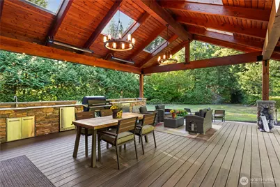 25122 NE 18th Street, Sammamish, WA 98074 - Photo 14