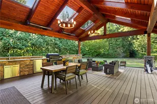 25122 NE 18th St, Sammamish, WA 98074 - Photo 14