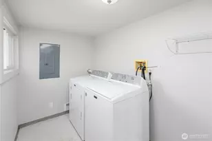 1031 W Glenwood St, Port Angeles, WA 98363 - Photo 18