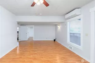 1031 W Glenwood St, Port Angeles, WA 98363 - Photo 6