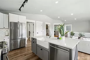 634 11th Ave, Kirkland, WA 98033 - Photo 14