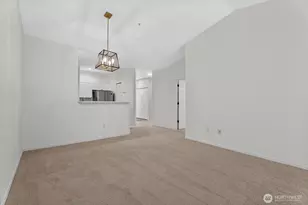12712 Admiralty Way, Everett, WA 98204 - Photo 10
