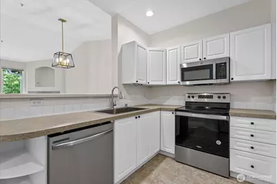 12712 Admiralty Way #G304, Everett, WA 98204 - Photo 4