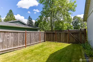 9922 F Street E, Tacoma, WA 98445 - Photo 36
