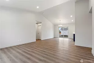 202 N Sandy Loop, Moses Lake, WA 98837 - Photo 2