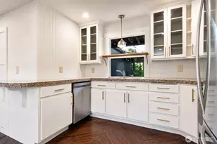 3051 Oak St, Longview, WA 98632 - Photo 12
