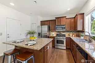 7624 NE 201st Pl, Kenmore, WA 98028 - Photo 16