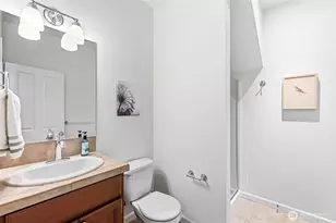 7624 NE 201st Pl, Kenmore, WA 98028 - Photo 8