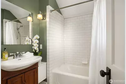 618 37th Avenue, Seattle, WA 98122 - Photo 24