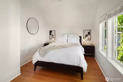 618 37th Avenue, Seattle, WA 98122 - Photo 22
