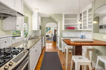 618 37th Avenue, Seattle, WA 98122 - Photo 12