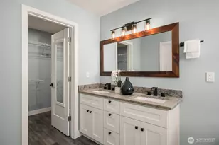 20121 Bartlett Rd, Bothell, WA 98012 - Photo 24