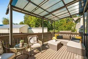 20121 Bartlett Rd, Bothell, WA 98012 - Photo 32