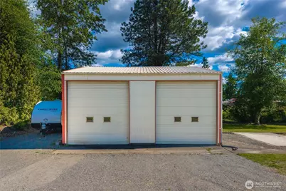 12217 Waller Road E, Tacoma, WA 98446 - Photo 32
